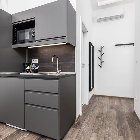 Modern In Downtown *