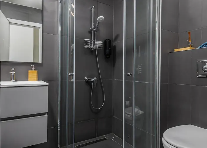 Modern In Downtown *