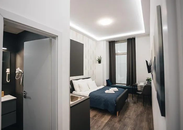 Modern In Downtown *