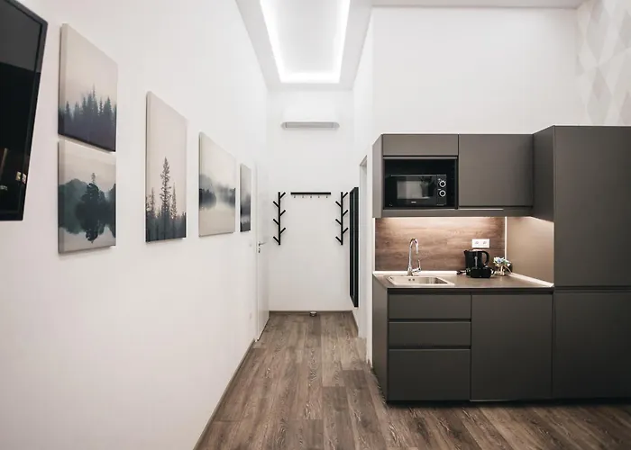 Modern In Downtown *