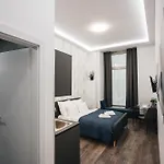 Modern In Downtown *