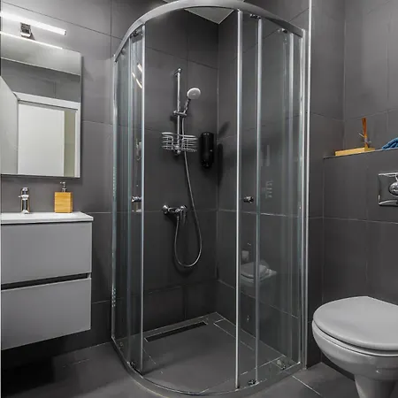 Modern In Downtown *