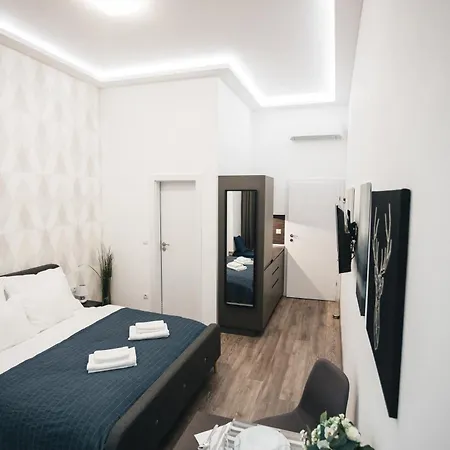 Modern In Downtown Apartmán