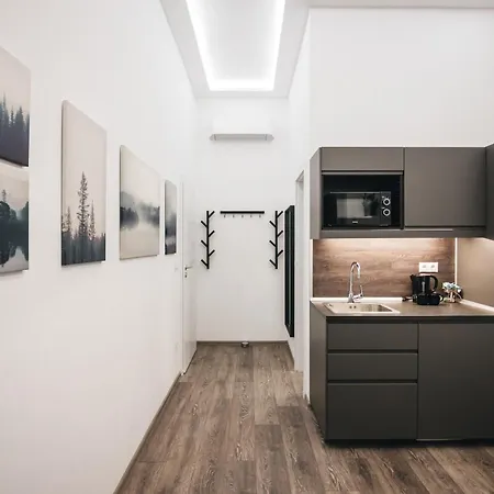 Modern In Downtown *